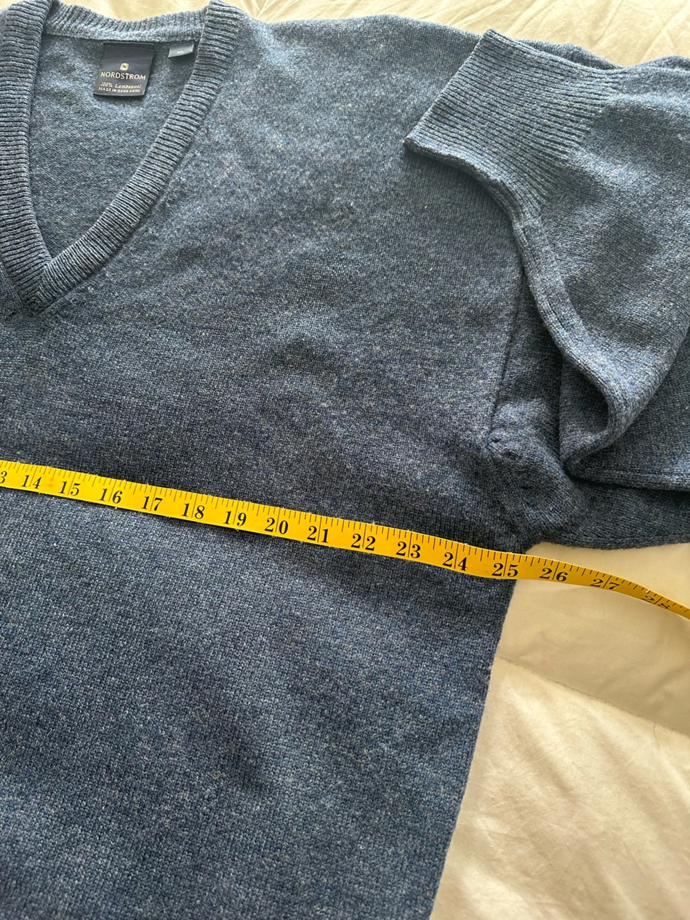 Nordstrom Men's V-Neck Sweater in Heathered Blue - Picture 9 of 11